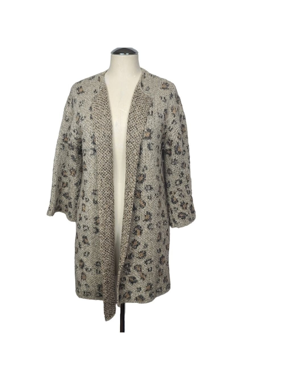 Anthropologie Cupcakes & Cashmere Jacquard Leopard Cardigan M